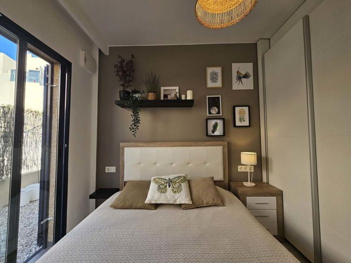 Image No.24-3 Bed Villa for sale