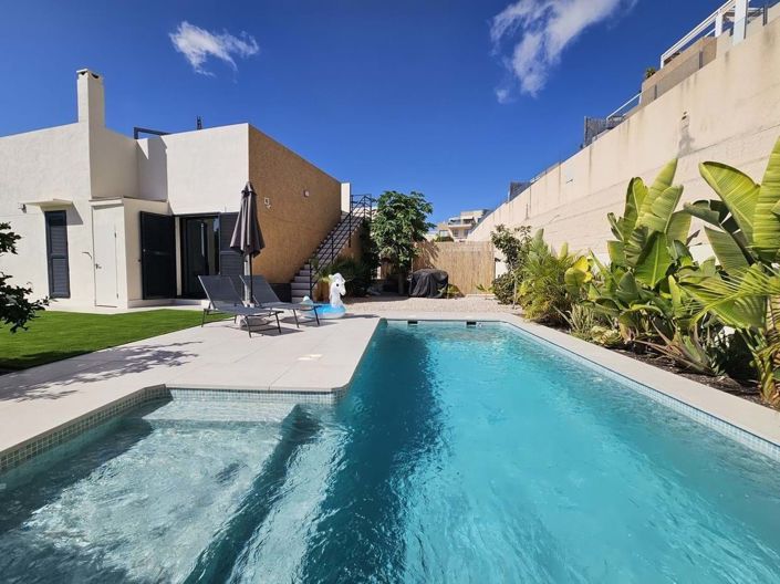 Image No.3-3 Bed Villa for sale