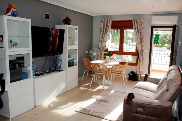 Image No.2-3 Bed Bungalow for sale