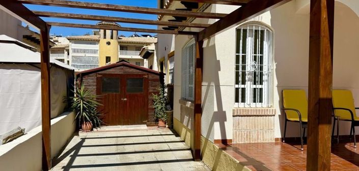 Image No.28-3 Bed Townhouse for sale