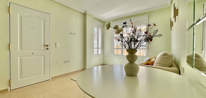 Image No.8-3 Bed Townhouse for sale