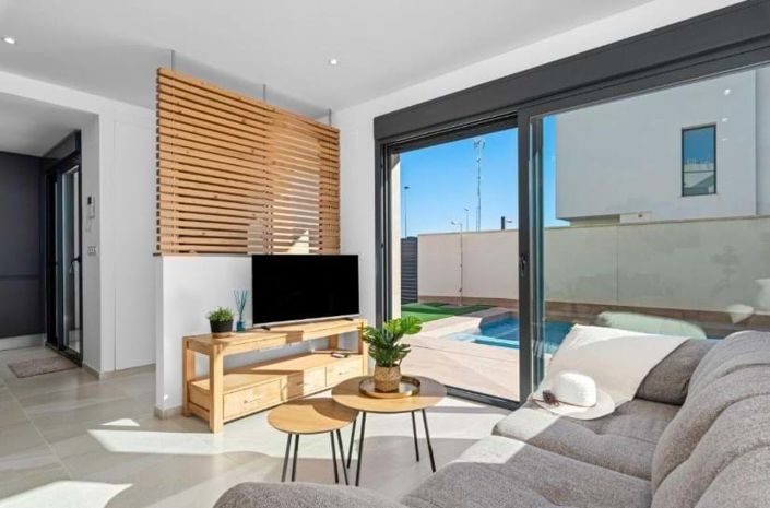 Image No.16-3 Bed Villa for sale