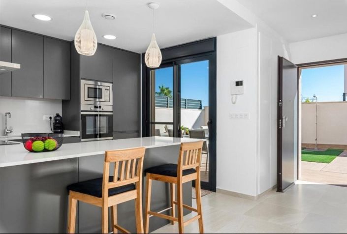 Image No.18-3 Bed Villa for sale