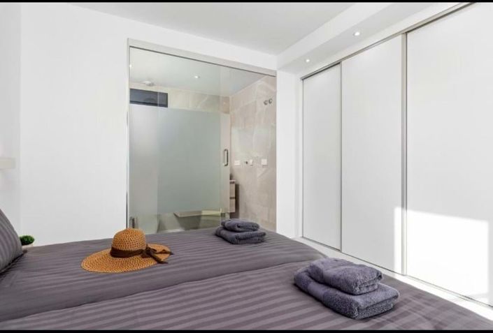 Image No.22-3 Bed Villa for sale