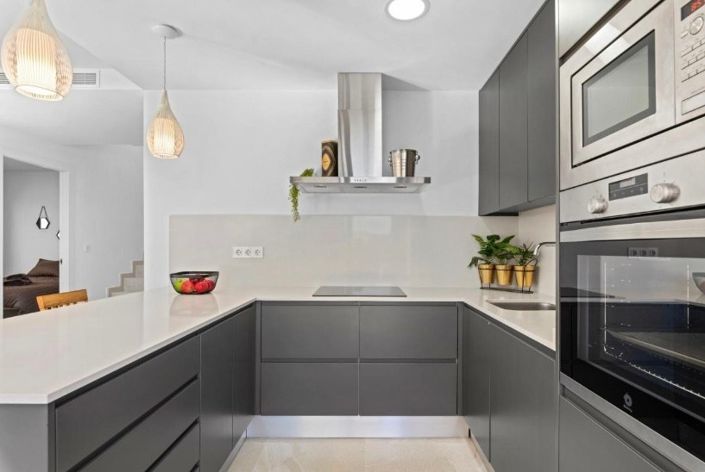 Image No.6-3 Bed Villa for sale