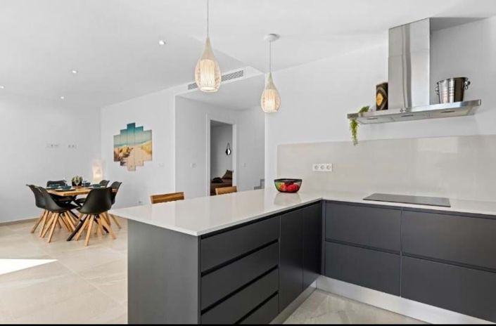 Image No.7-3 Bed Villa for sale