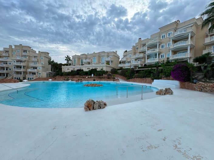 Image No.26-3 Bed Apartment for sale