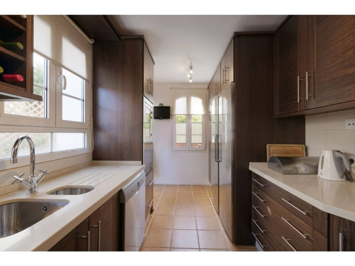 Image No.11-4 Bed Villa for sale