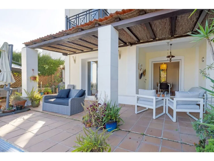 Image No.3-4 Bed Villa for sale