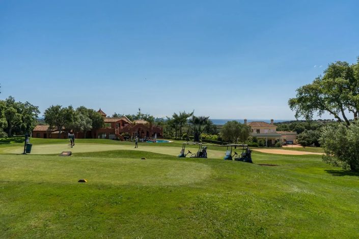 Image No.28-3 Bed Apartment for sale