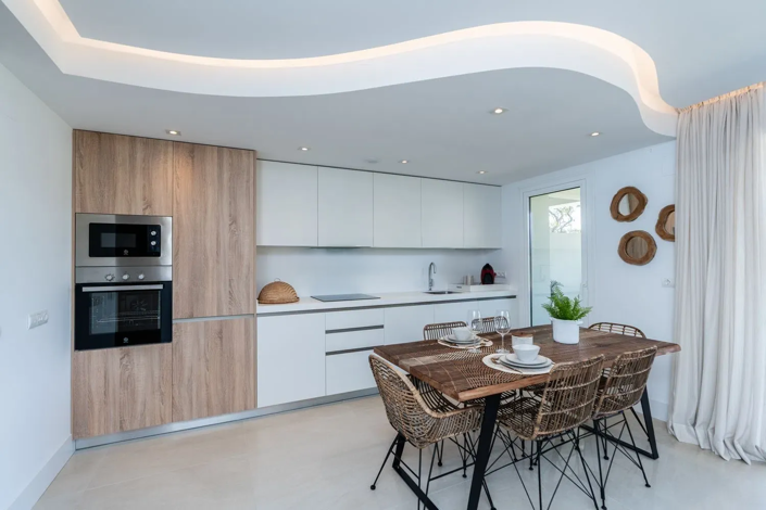 Image No.8-3 Bed Apartment for sale