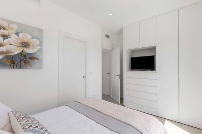 Image No.16-3 Bed Villa for sale