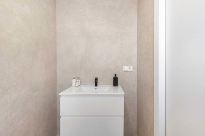 Image No.19-3 Bed Villa for sale