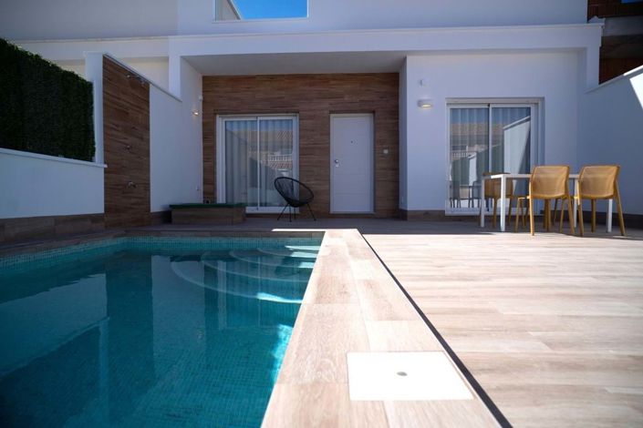 Image No.1-2 Bed Townhouse for sale