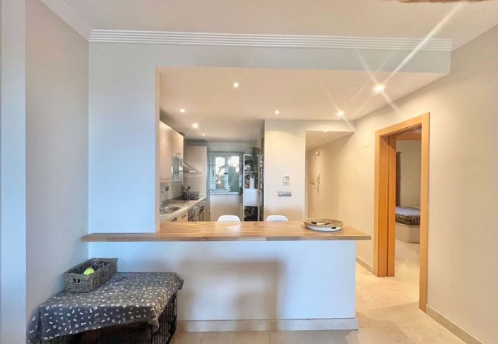 Image No.23-2 Bed Apartment for sale