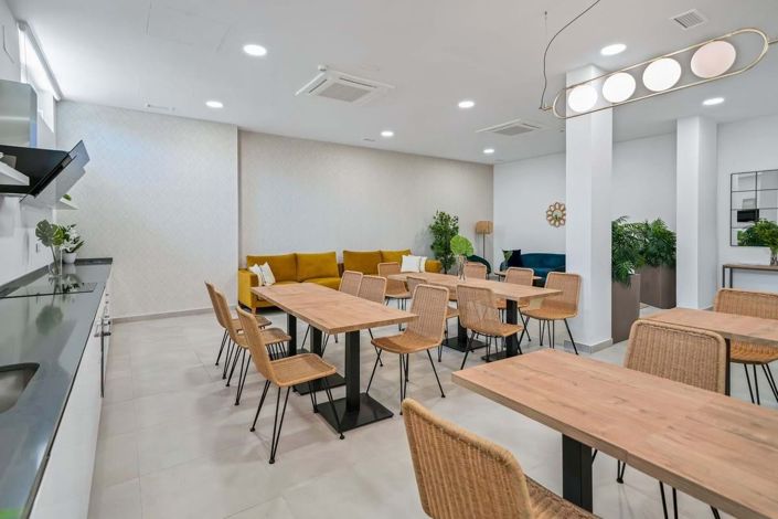 Image No.38-2 Bed Apartment for sale