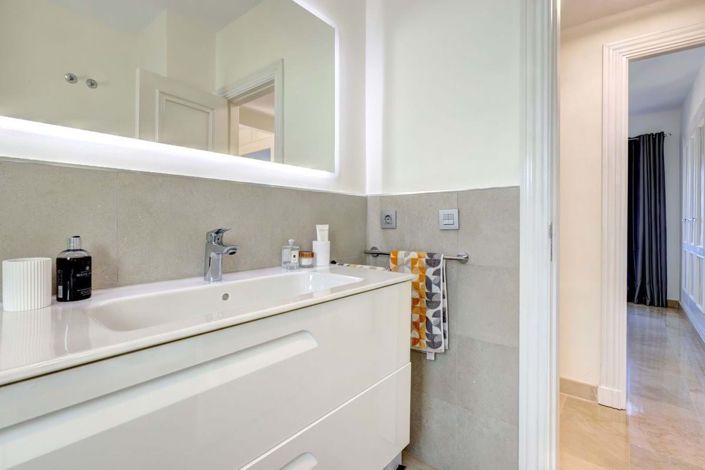 Image No.38-3 Bed Penthouse for sale