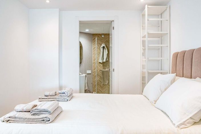 Image No.17-3 Bed Penthouse for sale