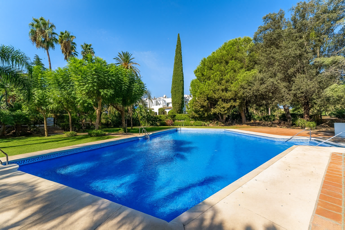 Image No.1-2 Bed Townhouse for sale