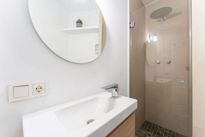 Image No.22-2 Bed Townhouse for sale