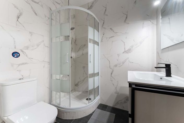 Image No.34-2 Bed Townhouse for sale