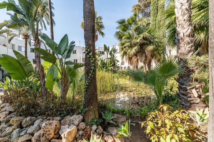 Image No.39-2 Bed Townhouse for sale