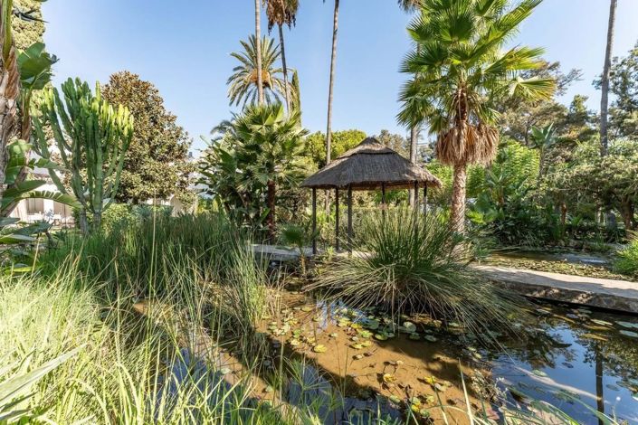 Image No.40-2 Bed Townhouse for sale