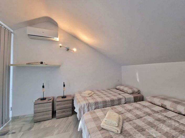 Image No.23-3 Bed Townhouse for sale