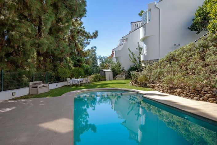 Image No.29-2 Bed Townhouse for sale