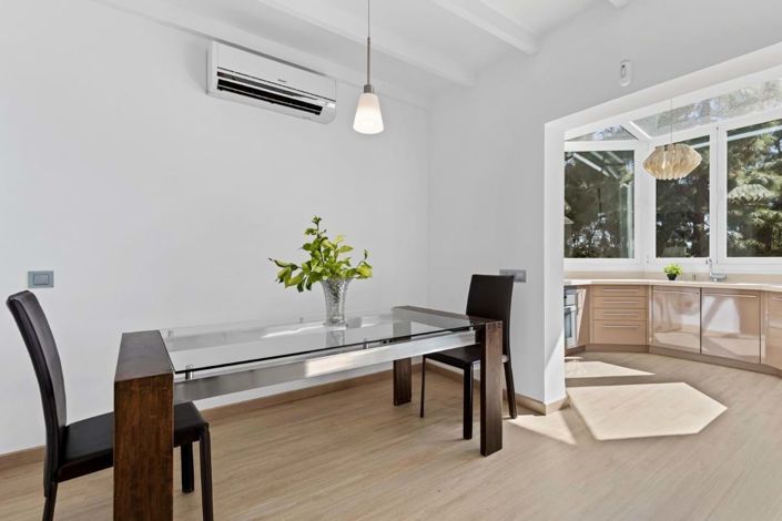 Image No.6-2 Bed Townhouse for sale