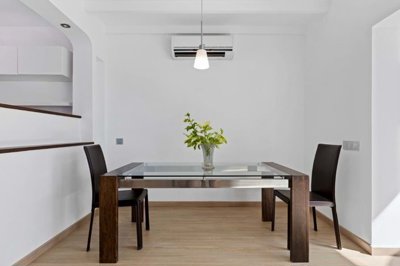 1447-645295-78d1f4f8b6655591b02d22fabb36a692d