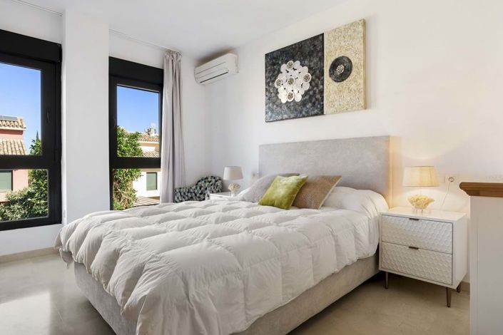 Image No.12-2 Bed Apartment for sale