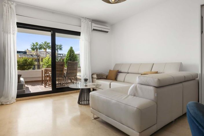 Image No.8-2 Bed Apartment for sale