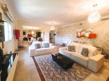 1447-645321-78d1f4f8b6655591b02d22fabb36a692d