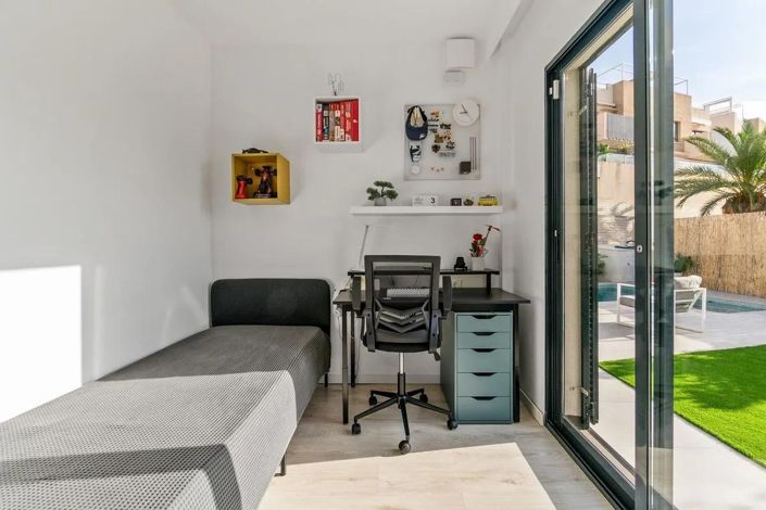 Image No.13-3 Bed Villa for sale