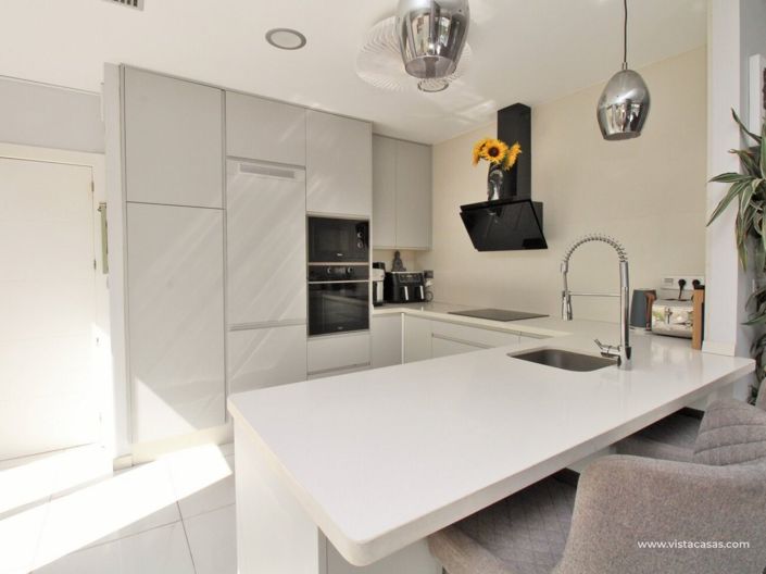 Image No.11-4 Bed Villa for sale