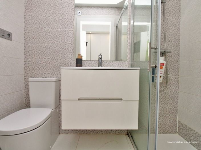 Image No.25-4 Bed Villa for sale