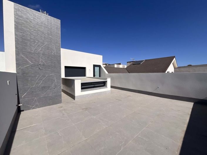 Image No.21-3 Bed Villa for sale