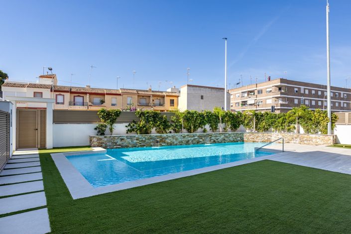 Image No.31-3 Bed Apartment for sale