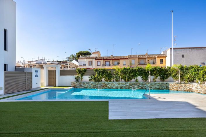 Image No.32-3 Bed Apartment for sale