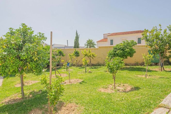 Image No.17-3 Bed Villa for sale