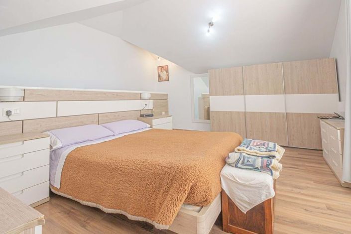 Image No.7-3 Bed Villa for sale