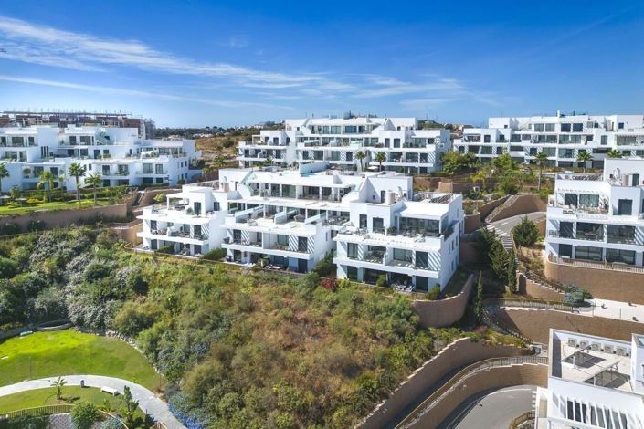 Image No.14-3 Bed Apartment for sale