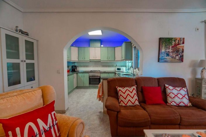 Image No.10-2 Bed Villa for sale