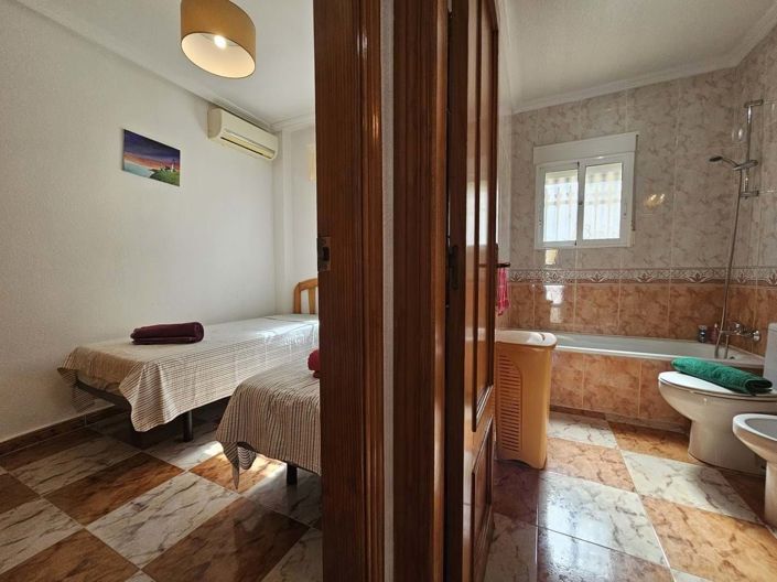 Image No.17-4 Bed Villa for sale