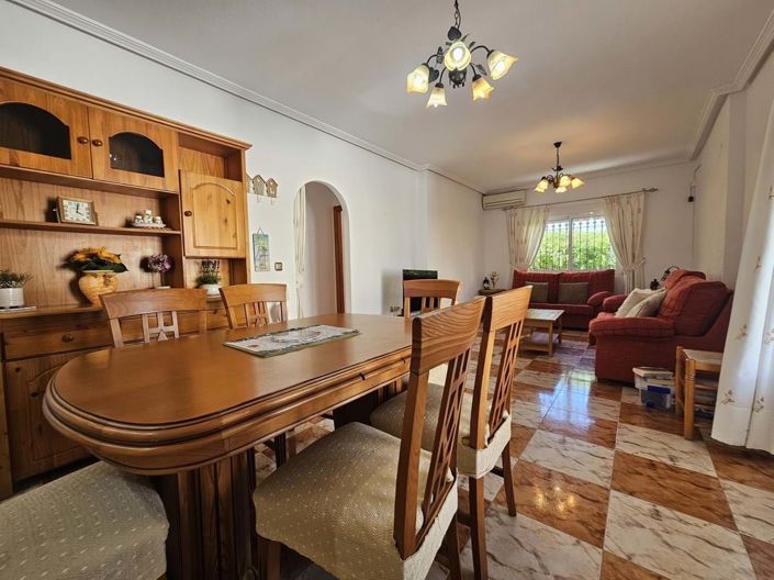 Image No.6-4 Bed Villa for sale