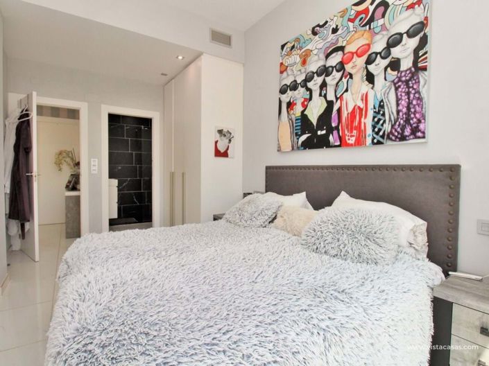 Image No.23-4 Bed Villa for sale