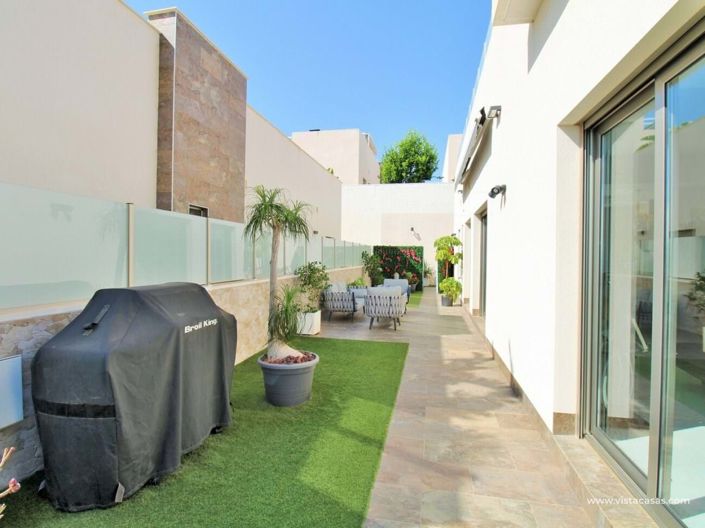 Image No.32-4 Bed Villa for sale