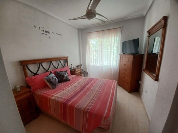 Image No.11-3 Bed Townhouse for sale