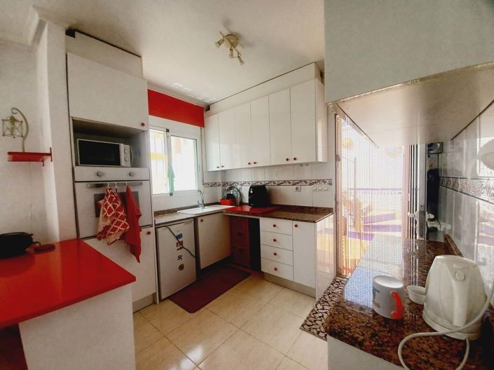 Image No.21-3 Bed Townhouse for sale